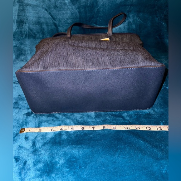 NWT Michael Kors Kempton Dark Denim tote bag - Picture 9 of 15